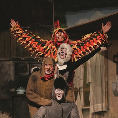Schauspieler im Weihnachtsmärchen "Die Bremer Sradtmusikanten"