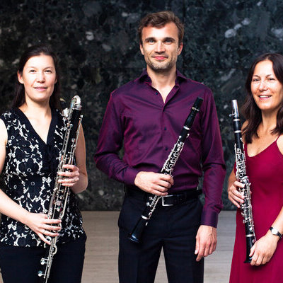 Foto vom Klarinettentrio bestehend aus Sayaka und Yumi Schmuck sowie Johann-Peter Taferner