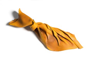 Skulptur mit Faltoptik aus Keramtik - Jens Weyers Skulptur mit Faltoptik aus Keramtik